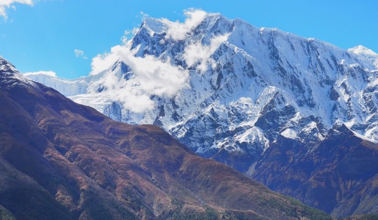 View of mountains from Annapurna Circuit