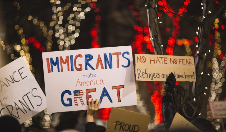 "Immigrants make America great" sign