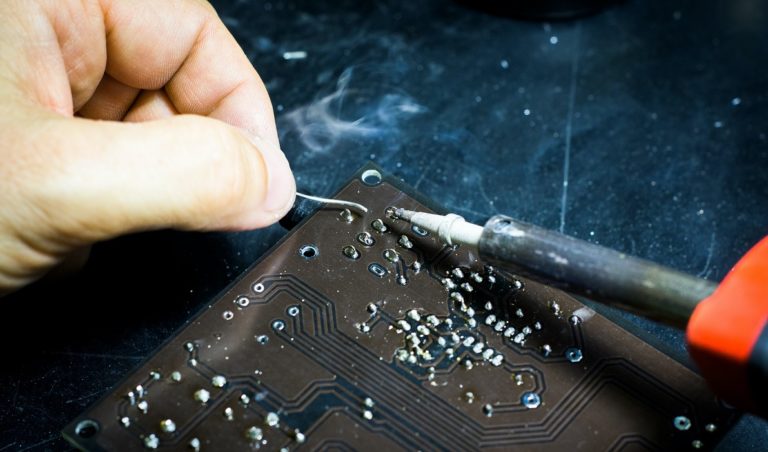 Repairing electronics