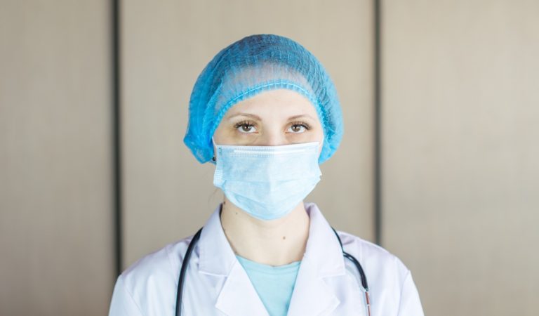 Doctor wearing mask