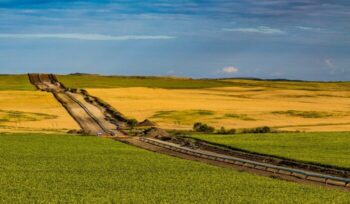 Dakota Access Pipeline|Oil drills