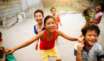 Filipino children playing