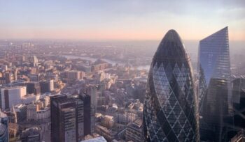 London skyline|Union Jack