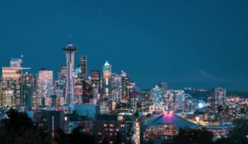 Seattle skyline at night|ndispensable unsplash